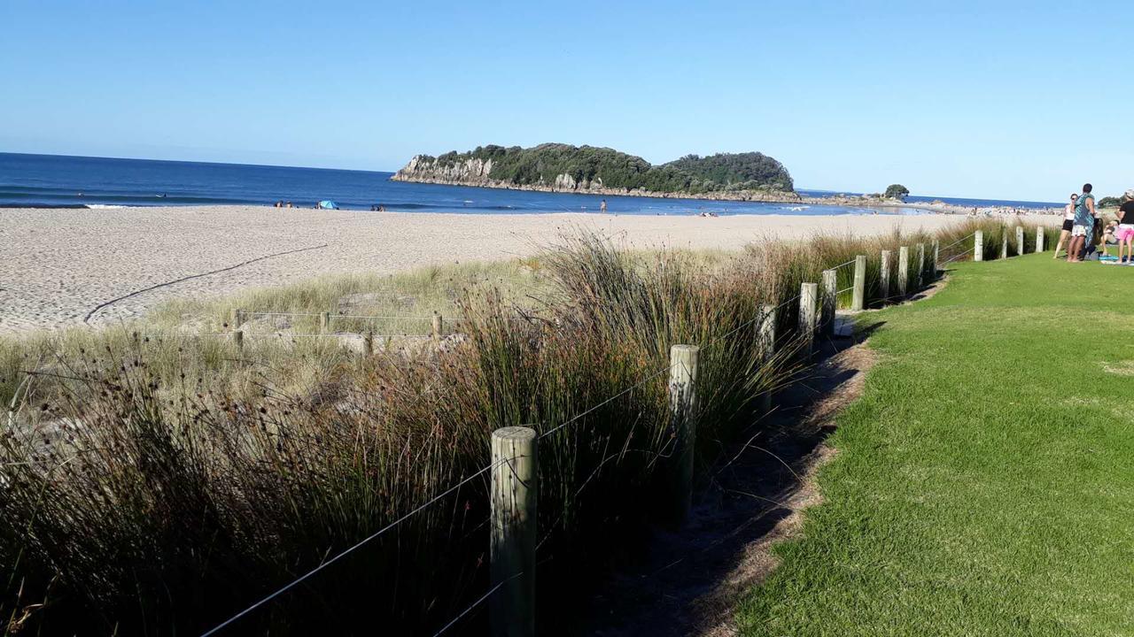 Holiday House Mount Maunganui Esterno foto